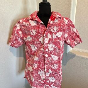 Croft & Barrow Red and White Floral Button Down Shirt
